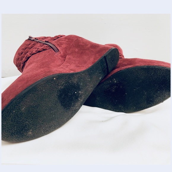 SOLD - Picture 7 of 8